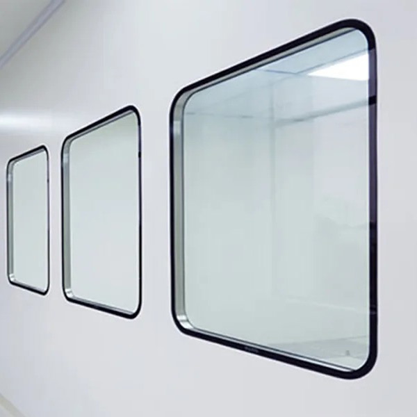 پنجره اتاق تمیز